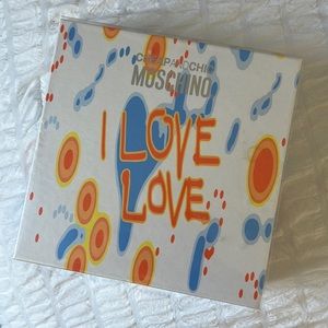 I Love Love Gift Set